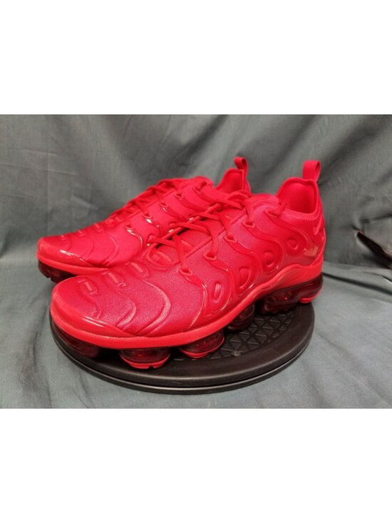 Nike Air VaporMax Plus Sneakers Triple Red CW6973 600 Mens Size 8.5 NEW NO BOX! main image 10